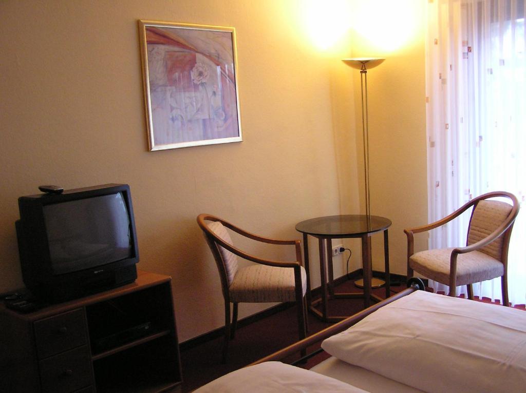 Hotel Pfaffenhof Lich Habitación foto